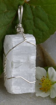 Selenite is a 2 on the MOHS scare